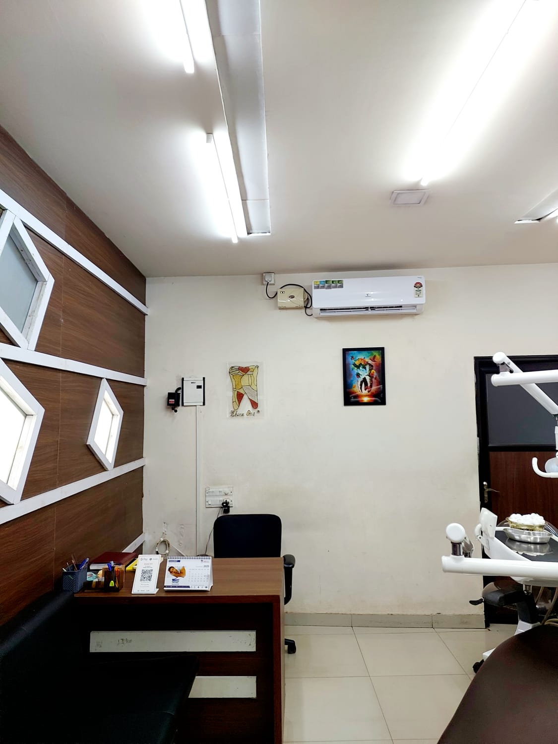 Dr.Nadeer's Fathima Dental Care Vengara